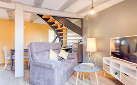 Stunning Apartment In Heart Of Dambach La Ville